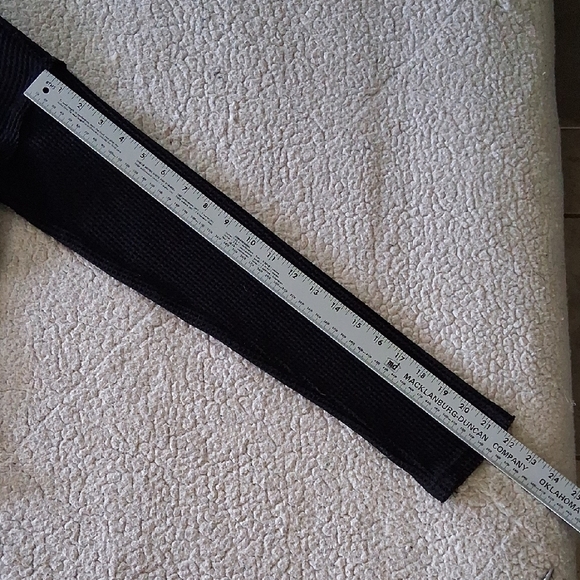 LA MIEL Black Textured Knit Top - Picture 3 of 6